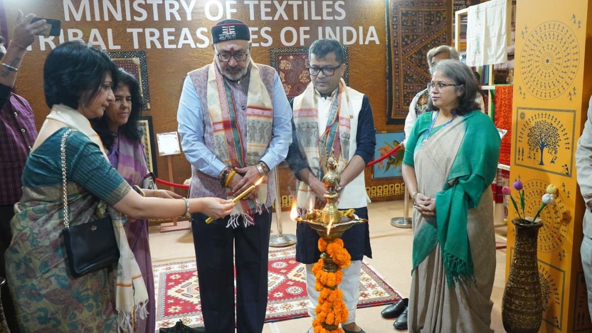 Textile Pavilion inaugurated at 43rd IITF, Pragati Maidan by Hon’ble Textiles Minister on 16th Nov